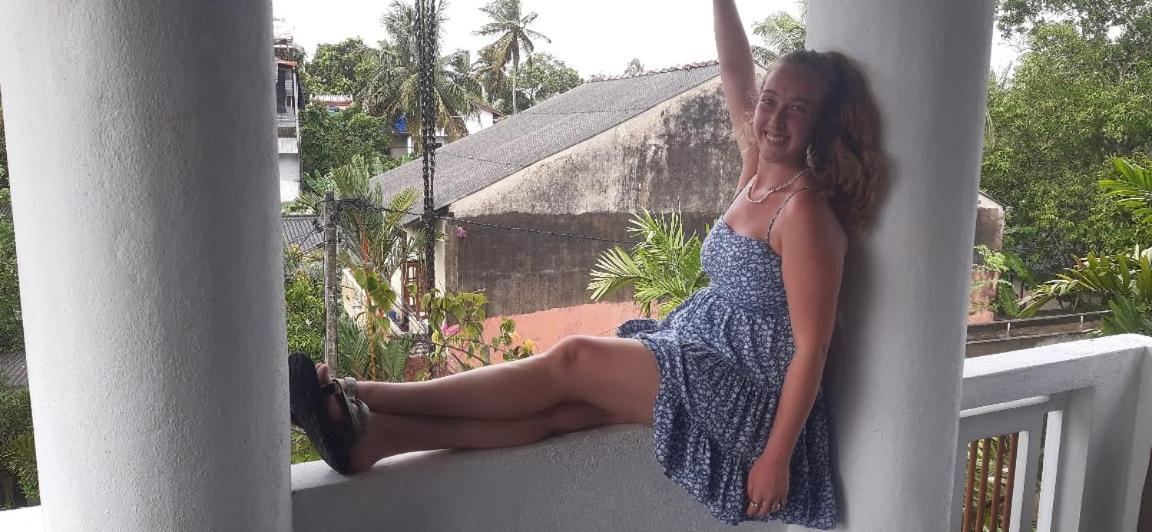 Melvila Peliyagoda Pattiya 外观 照片